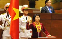 Việt Nam có nữ Chủ tịch Quốc hội đầu tiên nổi bật trên trang nhất các báo trong tuần