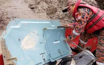 Tìm thấy mảnh vỡ máy bay trực thăng mất tích ở Malaysia