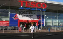 Tesco và Unilever bất đồng về giá sản phẩm sau Brexit