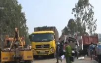 Quảng Ngãi: Tai nạn giao thông nghiêm trọng, 9 người thương vong