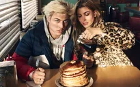 Bạn gái tin đồn của Justin Bieber bụi bặm với jeans