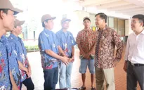Indonesia trao trả 10 ngư dân Việt Nam