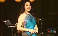 Ca sĩ Tân Nhàn đẹp mặn mà trong Nghệ sỹ tháng