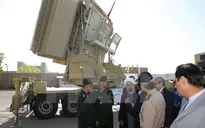 Iran công bố hệ thống phòng thủ tên lửa mới