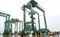 Xuất khẩu 8 cẩu trục bốc dỡ container sang Saudi Arabia