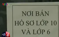 Hàng nghìn hồ sơ xét tuyển đầu cấp được bán ra ở Hà Nội