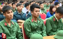 Hà Nội: Gặp gỡ hơn 400 thanh niên tiêu biểu, tình nguyện lên đường nhập ngũ
