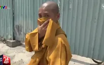 Sư giả đi khất thực "nhan nhản" tại TP.HCM