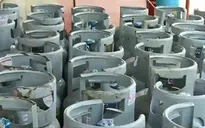 Giá gas tăng 18.000 đồng/bình 12kg