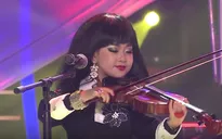 Gương mặt thân quen nhí: Nhã Phương "nhái" trổ tài chơi đàn violin