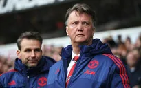 Thua tan tác, HLV Van Gaal vẫn tin Man Utd là “cửa trên” so với Tottenham