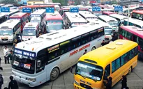 Doanh nghiệp vận tải nhìn nhau, không chịu giảm cước
