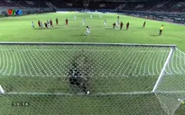 VIDEO: Pha dứt điểm lạnh lùng trên chấm phạt đền của Văn Quyết