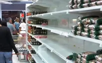 Thiếu tiền để in tiền, kinh tế Venezuela đang khánh kiệt