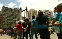Khủng hoảng lương thực tại Venezuela: Cô giáo bán điểm cho học sinh, đổi lấy sữa