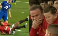 VIDEO: Hai cha con Rooney cười sặc sụa trước cú đá hỏng ăn của Memphis Depay