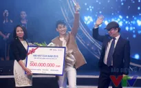 Hoài Lâm cảm ơn... chính mình khi nhận giải Bài hát của năm 2015