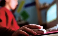 Anh thắt chặt xác minh độ tuổi người truy cập web “đen”