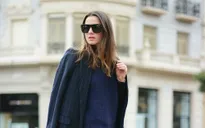 Diện đồ đông sành điệu với gam màu navy