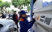Sẽ quản lý thuế kinh doanh xăng dầu qua đồng hồ