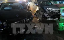 Tai nạn liên hoàn giữa 3 xe ô tô khiến Quốc lộ 2 ách tắc nhiều giờ