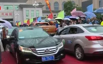 Xe du lịch tự lái được phép đi lại qua Cửa khẩu Móng Cái