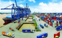 Xuất siêu quay trở lại nhờ xuất khẩu tăng trưởng kỷ lục