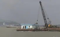 Nạo vét thông luồng cảng Quy Nhơn để tàu hàng ra vào cảng