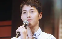 Chưa ra mắt, phim của Song Joong Ki đã dính scandal bóc lột diễn viên phụ