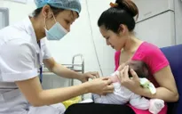 Mùa nắng nóng, phòng bệnh cho trẻ như thế nào?