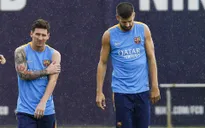 Messi và Pique "nổi đóa" vì Barcelona muốn mua người từ... Trung Quốc