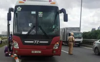 Tai nạn liên hoàn trên đường dẫn cao tốc, giao thông kẹt cứng