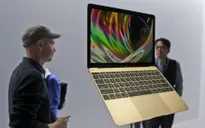 Không chỉ iPhone, MacBook cũng đang bán chạy như "tôm tươi"