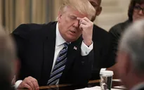 Ông Donald Trump "đau đầu" vì ghế Bộ trưởng Hải quân Mỹ
