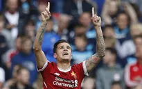 VIDEO Coutinho đá phạt hoàn hảo, Liverpool cầm chắc vé dự Champions League