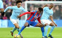 Vòng 21 Ngoại hạng Anh: Thủ môn Ederson giúp Man City thoát thua phút cuối