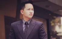MC Hoàng Quân bảnh bao với trang phục vest thanh lịch