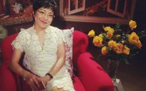 MC Thảo Vân duyên dáng khi dẫn Chuyện đêm muộn