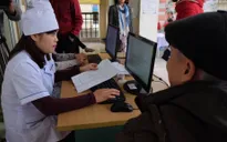 Hà Nội thí điểm sổ sức khỏe điện tử, người dân phấn khởi