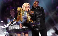 Lady Gaga kết đôi với Metallica tại Grammy 2017