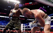 Trận quyền anh thế kỷ: Mayweather hạ McGregor bằng knock-out kỹ thuật