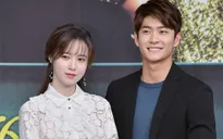 Kang Tae Oh rạng rỡ bên đàn chị Goo Hye Sun ra mắt phim mới