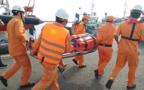 Cứu một thuyền viên Trung Quốc bị đột quỵ