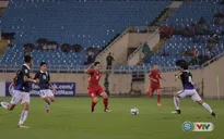 VIDEO: Xuân Trường chuyền dài, Công Phượng dứt điểm trúng cột dọc