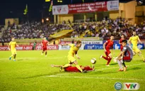 Vòng 22 giải VĐQG V.League 2017: SLNA 2-3 CLB Hải Phòng: Màn rượt đuổi tỷ số hấp dẫn