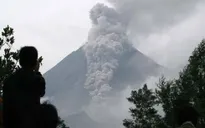 Indonesia: Núi lửa Agung ở Bali tiếp tục hoạt động mạnh hơn
