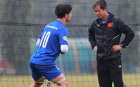 VIDEO: U23 Việt Nam tiếp tục nhồi thể lực, Công Phượng ngồi ngoài vì chấn thương