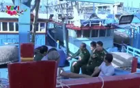 Những người cùng ngư dân bám biển trong dịp Tết