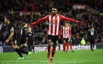 Hòa thất vọng Sunderland, Liverpool bỏ lỡ cơ hội bám đuổi Chelsea