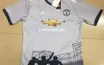 Lộ áo đấu mùa giải mới của Man Utd in hình 3 Quỷ đỏ vĩ đại